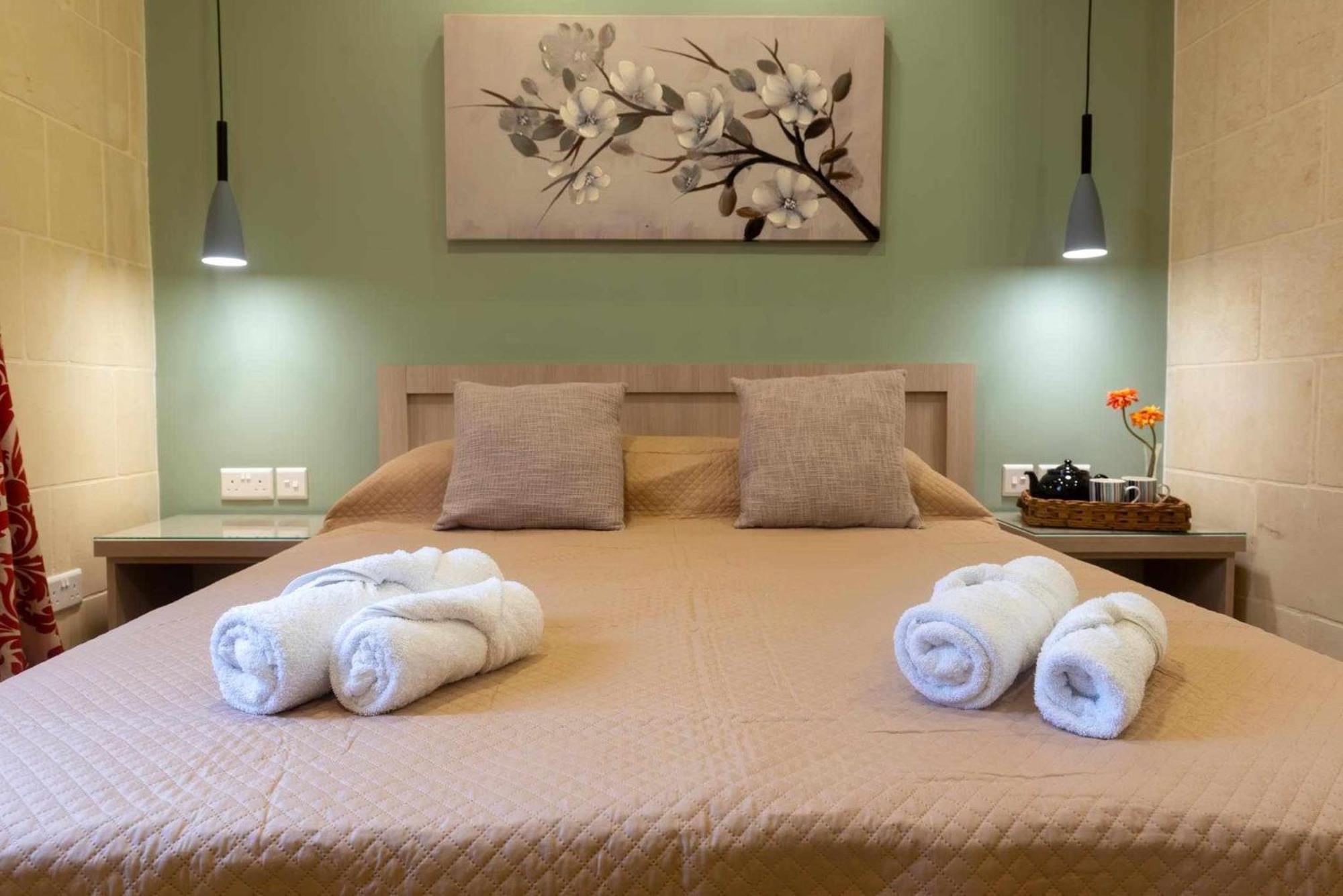 Casa Maria Pia Apartment Nadur ภายนอก รูปภาพ