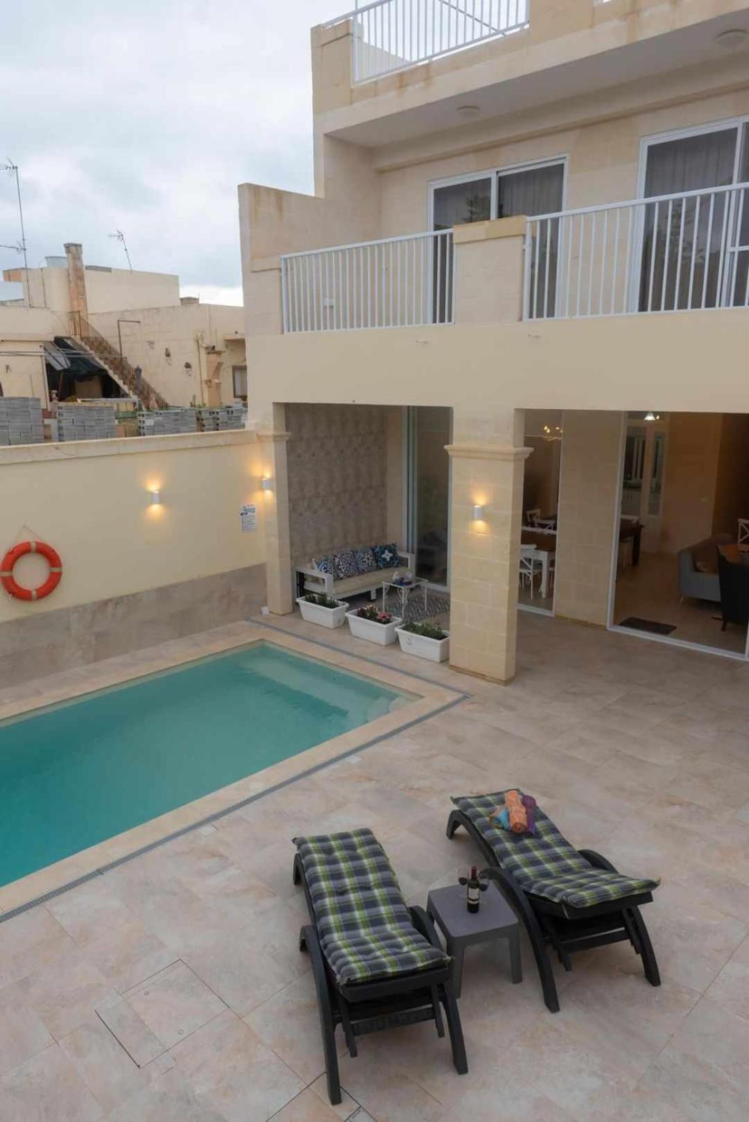 Casa Maria Pia Apartment Nadur ภายนอก รูปภาพ